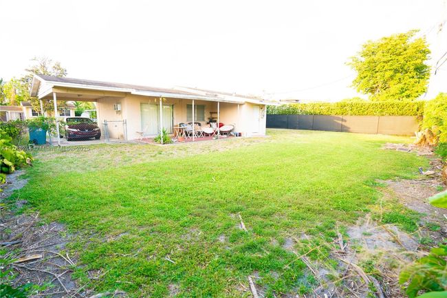 8440 Sw 27 Th Ter, House other with 3 bedrooms, 1 bathrooms and null parking in Miami FL | Image 4