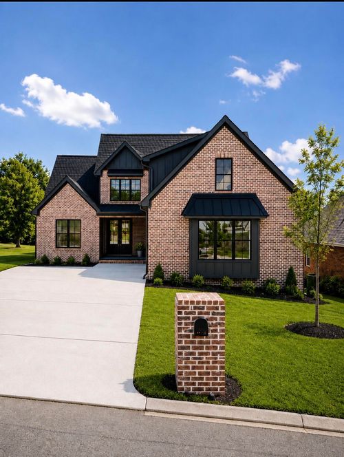 9842 Leslie Sandidge Dr, Ooltewah, TN, 37363-9349 | Card Image