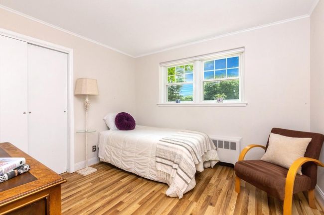 Lower level bedroom | Image 19