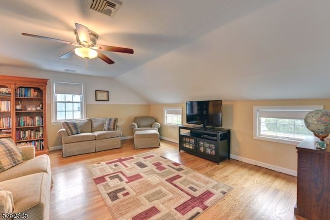 306 Boulevard, House other with 3 bedrooms, 2 bathrooms and null parking in Pompton Plains NJ | Image 25