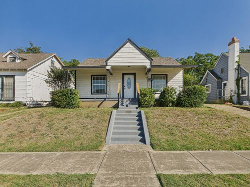1121 E Morningside Dr, Fort Worth, TX, 76104-6823 | Card Image