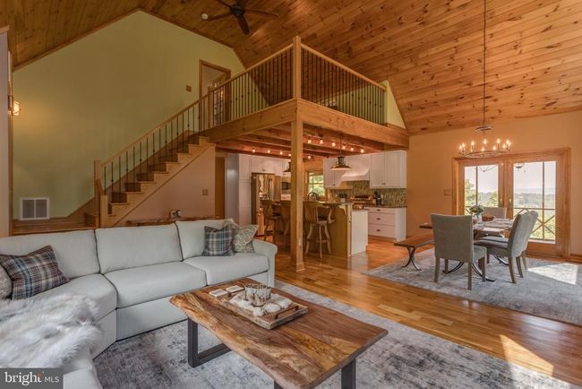 2020 Quaint Acres Ln, House other with 3 bedrooms, 3 bathrooms and null parking in BERKELEY SPRINGS WV | Image 10