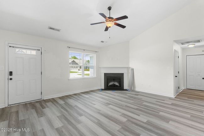 105 Sonia Dr, House other with 3 bedrooms, 2 bathrooms and 2 parking in Hubert NC | Image 9