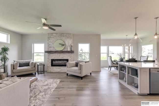5513 N 191 St St, House other with 4 bedrooms, 3 bathrooms and 3 parking in Elkhorn NE | Image 13