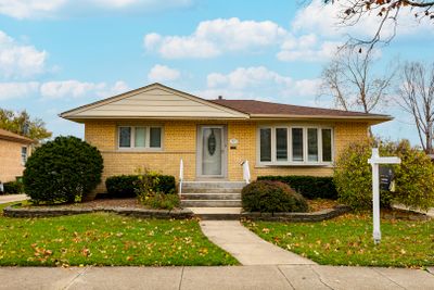 5417 W 99th Place, House other with 3 bedrooms, 2 bathrooms and 2 parking in Oak Lawn IL | Image 1