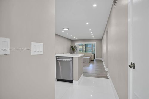 apt-103-100 Ashbury Rd, Hollywood, FL, 33024-1109 | Card Image