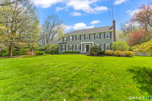 621 Shrub Oak Ln, Fairfield, CT, 06824-7813 | Card Image