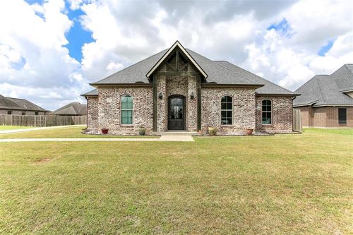 610 Woodland St, Iowa, LA, 70647-4082 | Card Image