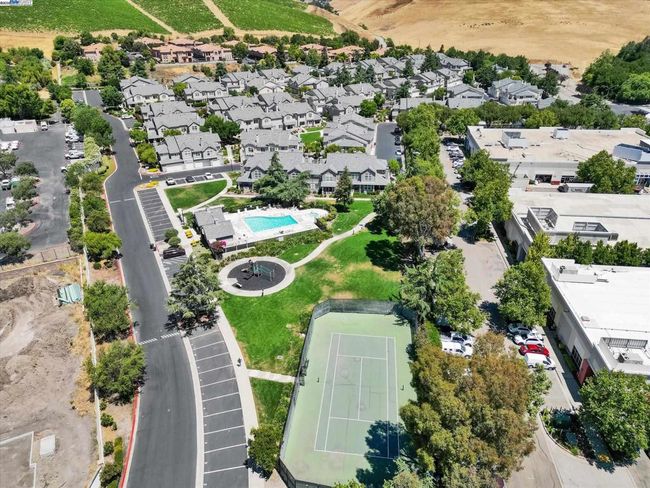 UNIT-4 - 26 Bellington Cmn, Condo with 3 bedrooms, 3 bathrooms and 2 parking in Livermore CA | Image 51