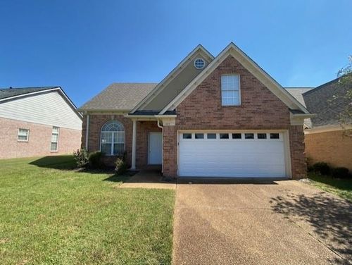 385 Dogwood Spring Dr, Oakland, TN, 38060-5151 | Card Image
