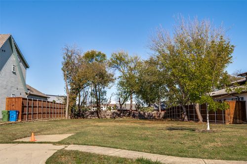 711 E Wall St, Grapevine, TX, 76051-3608 | Card Image