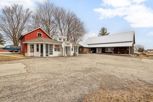 6386 Yellowstone Trl N, House other with 3 bedrooms, 2 bathrooms and null parking in Allenton WI | Image 5