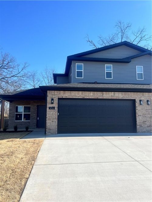 580 Cosmos St, Bentonville, AR, 72713-3334 | Card Image