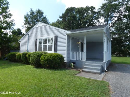 395 Maple St, Jacksonville, NC, 28540-4945 | Card Image