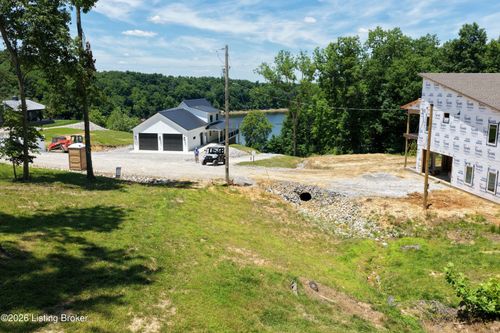941 Indian Valley Rd, Falls Of Rough, KY, 40119-6601 | Card Image