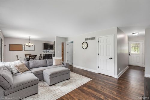 36052 Capper Dr, Clinton Township, MI, 48035-1423 | Card Image