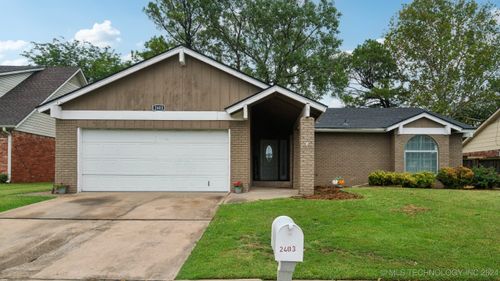 2403 S 104th Avenue E, Tulsa, OK, 74129 | Card Image