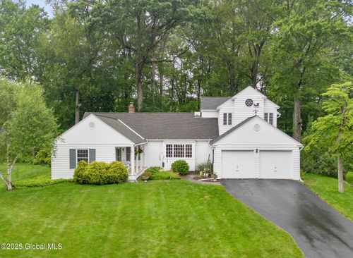 20 N Helderberg Pkwy, Slingerlands, NY, 12159-9260 | Card Image