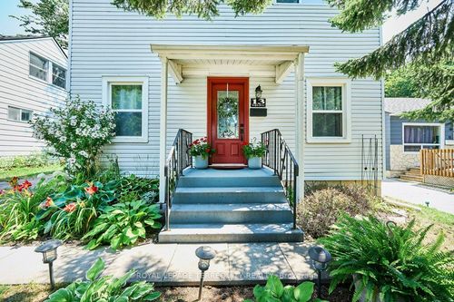 13 Windsor Avenue, Ajax, ON, L1S2A8 | Card Image