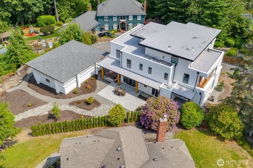 2115 Squak Mountain Loop Sw, Issaquah, WA, 98027-4417 | Card Image