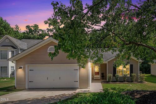 1517 Dexter Ridge Dr, Holly Springs, NC, 27540-6998 | Card Image