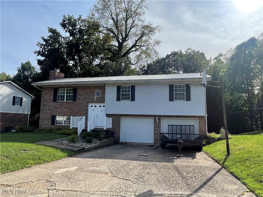 Northwood Villa Ln, Parkersburg, WV 26104