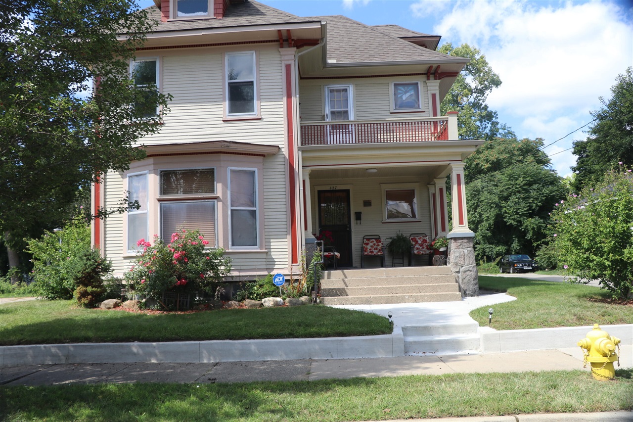 James Ave, Grand Rapids, MI 49503