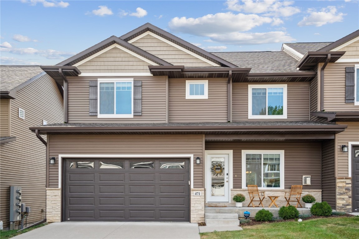 Potter St, Tiffin, IA 52340
