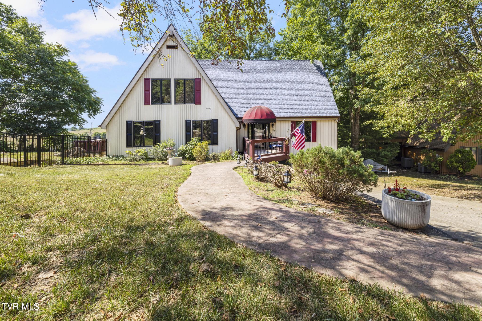Boone Lake Cir, Bluff City, TN 37618