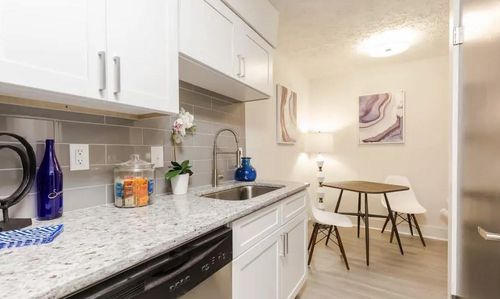 10o-1898 Spring Rd Se, Smyrna, GA, 30080-2564 | Card Image