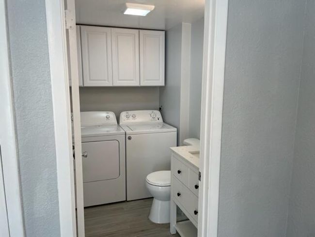 6905 - 6905 69 Th Way, Condo with 2 bedrooms, 3 bathrooms and null parking in West Palm Beach FL | Image 4