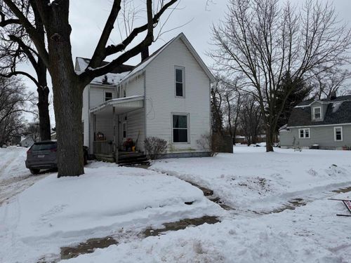 1021 W Cleveland Ave, Elkhart, IN, 46516-2230 | Card Image