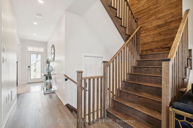 28 Casserley Cres, House other with 4 bedrooms, 4 bathrooms and 2 parking in Tottenham ON | Image 7
