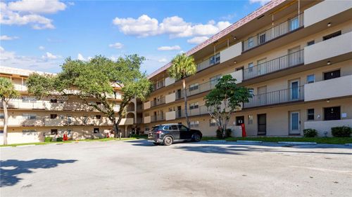 206-6301 N Falls Circle Dr, Lauderhill, FL, 33319-6861 | Card Image