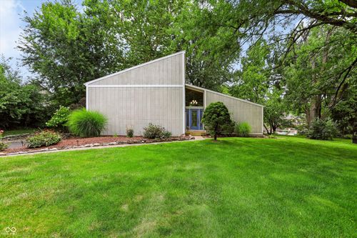 5830 Elderberry Rd, Noblesville, IN, 46062-9599 | Card Image