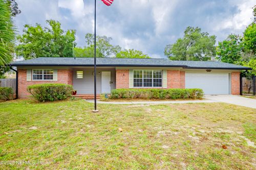 420 Se Palmetto Ave, Keystone Heights, FL, 32656-9241 | Card Image