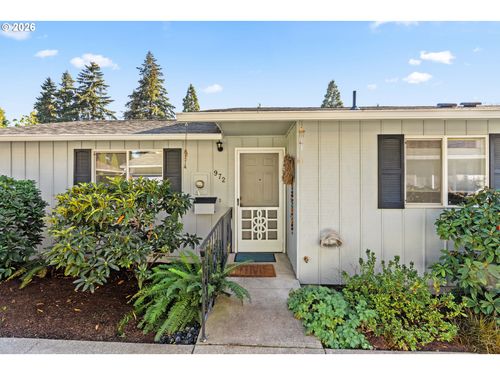 972 W L St, Springfield, OR, 97477-2841 | Card Image