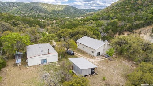 3655 Seco Rd, Utopia, TX, 78884 | Card Image