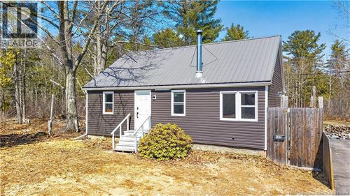 183 Union St, St. Stephen, NB, E3L1W2 | Card Image