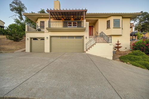623 Taraya Ct, Cameron Park, CA, 95682-7323 | Card Image