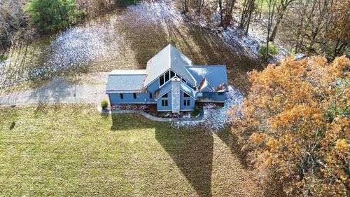 3055 Glenfinnan Dr, Albany, OH, 45710-9462 | Card Image