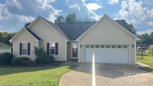 5316 Oaktree Dr, Gastonia, NC, 28052-7199 | Card Image