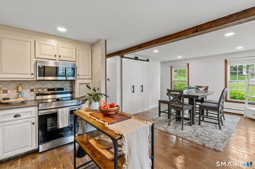 130 Rolling Hill Ln, Southington, CT, 06489-2308 | Card Image