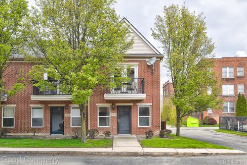 12-291 E Palmer St, Detroit, MI, 48202-3823 | Card Image