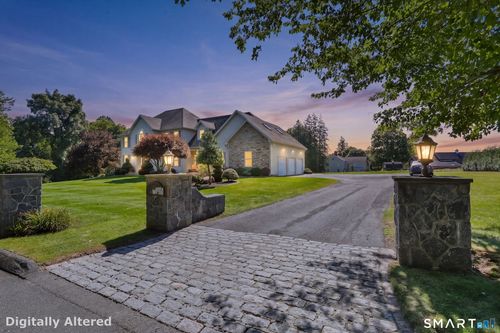 1 Jensen Farm Rd, Oxford, CT, 06478-2724 | Card Image