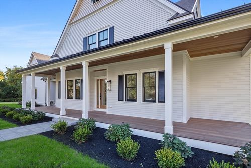 2 Lily Ln, Wenham, MA, 01984-1465 | Card Image