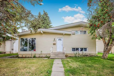 5112 Maryvale Dr Ne, House other with 5 bedrooms, 2 bathrooms and 2 parking in Calgary AB | Image 1