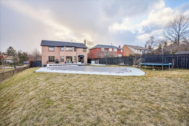 1585 Kerns Rd, House other with 7 bedrooms, 4 bathrooms and 6 parking in Burlington ON | Image 34