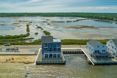 363 Bay Shore Drive, House other with 4 bedrooms, 2 bathrooms and null parking in Barnegat NJ | Image 1