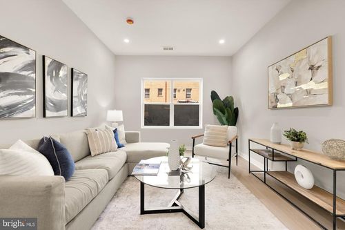 apt-2-2610 41st St Nw, WASHINGTON, DC, 20007-1267 | Card Image